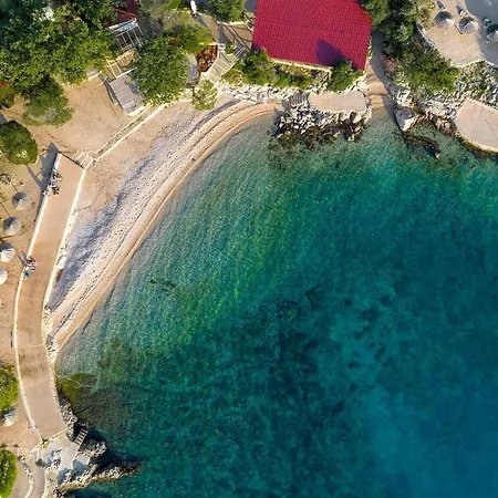 Modern With Pool, Sea View, Near The Sea And The - By Traveler Tourist Agency Krk Id 2168 Villa Pinezići