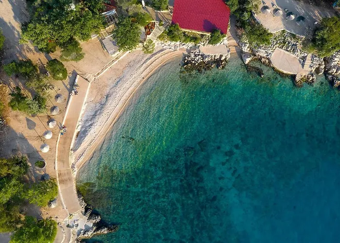 Modern With Pool, Sea View, Near The Sea And The - By Traveler Tourist Agency Krk Id 2168 Villa Pinezići