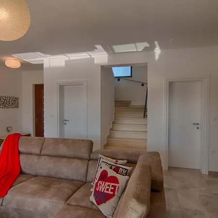 Modern With Pool, Sea View, Near The Sea And The - By Traveler Tourist Agency Krk Id 2168 Pinezići