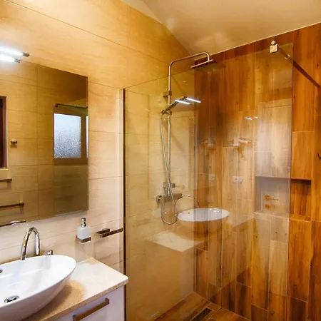 Modern With Pool, Sea View, Near The Sea And The - By Traveler Tourist Agency Krk Id 2168 Βίλα Pinezići