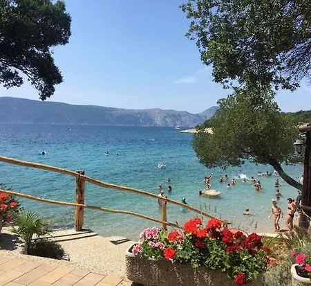 Modern With Pool, Sea View, Near The Sea And The - By Traveler Tourist Agency Krk Id 2168