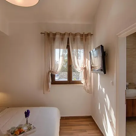 Modern With Pool, Sea View, Near The Sea And The - By Traveler Tourist Agency Krk Id 2168 Βίλα