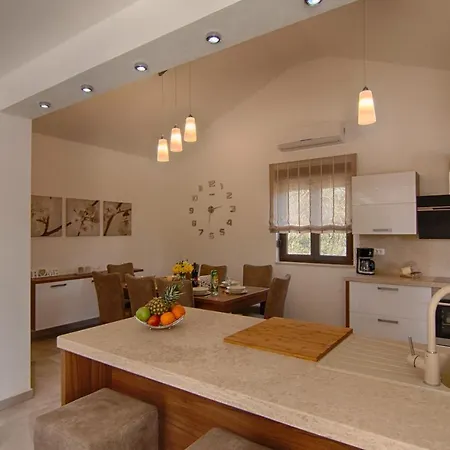 Modern With Pool, Sea View, Near The Sea And The - By Traveler Tourist Agency Krk Id 2168 Pinezići