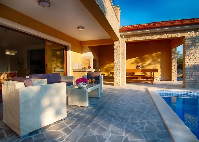 Modern With Pool, Sea View, Near The Sea And The - By Traveler Tourist Agency Krk Id 2168 * Pinezići