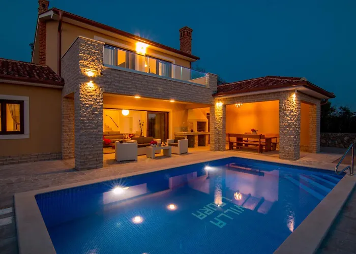 Modern With Pool, Sea View, Near The Sea And The - By Traveler Tourist Agency Krk Id 2168 빌라