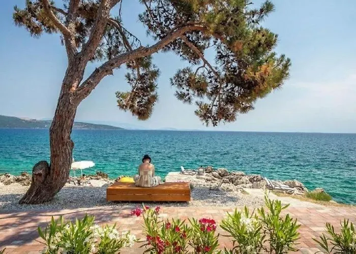 Modern With Pool, Sea View, Near The Sea And The - By Traveler Tourist Agency Krk Id 2168 * Pinezići